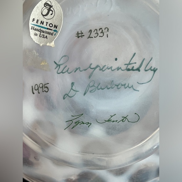 Fenton Art Glass 1995 Lynn Fenton Signature Series Hand Painted Trellis Basket - Picture 7 of 13